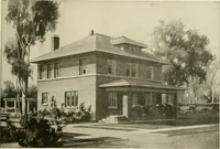 An illustration from Guaranteed building plans with interior views and details : a standard collection of new, original and artistic designs of cottages, bungalows, residences and flats of frame, brick, cement, plaster, concrete blocks, hollow tile, stucco, etc. and farm buildings of all descriptions together with interior and exterior details and interior views arranged and described by William A. Radford. (1915)