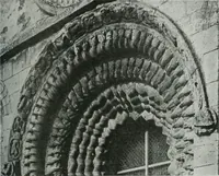An illustration from A guide to English Gothic architecture, illustrated by numerous drawings and photographs (1922)