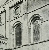 An illustration from A guide to English Gothic architecture, illustrated by numerous drawings and photographs (1922)