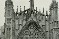 An illustration from A guide to English Gothic architecture, illustrated by numerous drawings and photographs (1922)