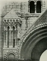 An illustration from A guide to English Gothic architecture, illustrated by numerous drawings and photographs (1922)