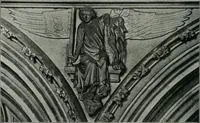 An illustration from A guide to English Gothic architecture, illustrated by numerous drawings and photographs (1922)