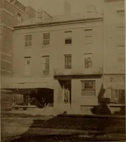 An illustration from Halliday's collection of photographs of colonial and provincial houses, 1628-1775 (1894)