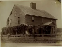 Picture 8 of 52 from Halliday's collection of photographs of colonial and provincial houses, 1628-1775 (1894), leaf 40