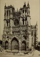 An illustration from Heart of Europe (1915)
