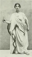 Picture 112 of 141 from Histoire du costume antique d'après des études sur le modèle vivant (1922), leaf 242