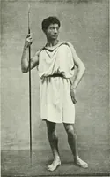An illustration from Histoire du costume antique d'après des études sur le modèle vivant (1922)