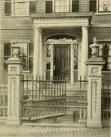 An illustration from Historic homes of New England (1914)