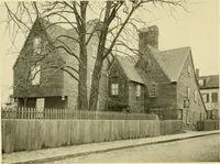 An illustration from Historic homes of New England (1914)