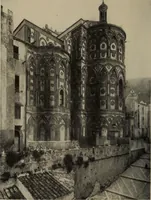 An illustration from History of art (1921)