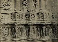 An illustration from History of art (1921)