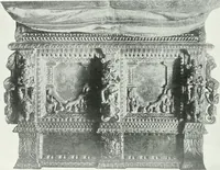 An illustration from A history of oak furniture (1920)