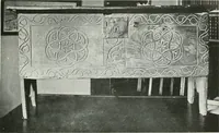 An illustration from A history of oak furniture (1920)