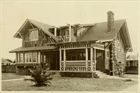 Picture 60 of 320 from Homes of character. (1920), leaf 39