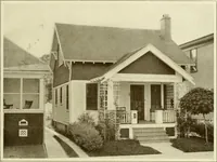 Picture 104 of 320 from Homes of character. (1920), leaf 58