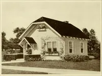 Picture 172 of 320 from Homes of character. (1920), leaf 87