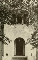 An illustration from Homes of moderate size; a collection of photographs and plans of modern suburban and country homes, following the colonial, Italian and English architectural styles, and arranged accordingly (1921)