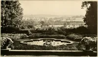 Picture 72 of 295 from House & garden's book of gardens; containing over four hundred illustrations of special flower types, plans and suggestions for landscape work, a complete gardener's calendar of the year's activities, planting and spraying tables, and a portfolio of beautiful gardens in varied sections of the United States and foreign countries (1921), leaf 52