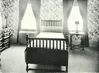 An illustration from The house in good taste, illustrated with photographs in color and black and white (1915)