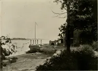 An illustration from How to make a country place; an account of the successes and the mistakes of an amateur in thirty-five years of farming, building and development: together with a practical plan for securing a home and an independent income, starting with small capital (1914)