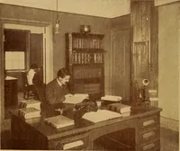 An illustration from How to obtain a patent and what to invent (1918)