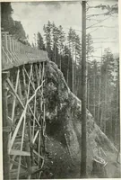 An illustration from Hydraulic engineering; a practical treatise on the principles of water pressure and flow and their application to the development of water power, including the calculation, design and construction of water wheels, turbines, and other details of hydraulic power plants (1909)