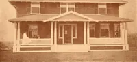 An illustration from Ideal homes / by W. F. Barlow, Jr. (1913)