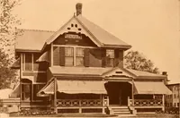 An illustration from Ideal homes / by W. F. Barlow, Jr. (1913)