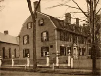 An illustration from Interesting houses of New England, from original photographs (1915)