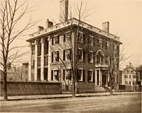 An illustration from Interesting houses of New England, from original photographs (1915)