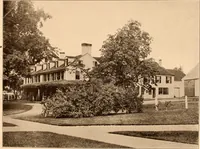 An illustration from Interesting houses of New England, from original photographs (1915)