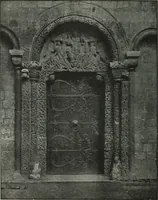 An illustration from An introduction to English church architecture : from the eleventh to the sixteenth century (1913)