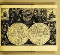An illustration from Iournael ofte Beschrijvinghe van de wonderlijcke reyse, gedaen door Willem Cornelisz. Schouten van Hoorn, in de jaren 1615. 1616. en 1617. : Hoe hy bezuyden de Straet van Magellanes een nieuwe passagie ofte strate, tot inde groote Zuyd-zee, ontdeckt, ende voort den geheelen aerdt-kloot omgezeylt heeft. Wat eylanden, vreemde volcken en wonderlijcke avontueren hem ontmoet zijn (1648)