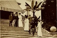 An illustration from Italian castles and country seats (1911)