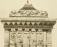 An illustration from Catalogue of the ivory carvings of the Christian era with examples of Mohammedan art and carvings in bone in the Department of British and Mediaeval Antiquities and Ethnography of the British Museum (1909)