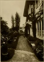 An illustration from The joy of gardens (1911)
