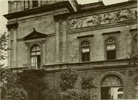 Picture 104 of 166 from Starye gody (1907), leaf 259