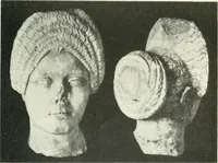 An illustration from Katalogos tou Mouseiou Lykosouras (1911)