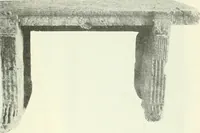 An illustration from Katalogos tou Mouseiou Lykosouras (1911)