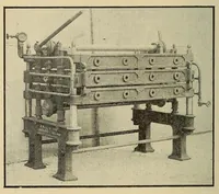 An illustration from Knitted fabrics (1919)