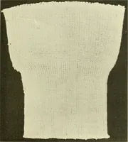 An illustration from Knitting; a manual of practical instruction in the mechanical details of all types of knitting machinery, their operation, adjustment, and care (1909)