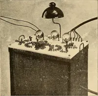 An illustration from Konstruktion, Bau und Betrieb von Funkeninduktoren und deren Anwendung, mit besonderer Berücksichtigung der Röntgenstrahlen-Technik (1904)