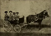 An illustration from La carrozza nella storia della locomozione (1901)