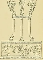 An illustration from L'arte nell'industria : lavori di legno e pastiglia, lavori di metallo, lavori di pietra, marmo, alabastro, ceramica, musaico, vetro, lavori di osso e avorio, lavori tessili, carte da parati e cuoi decorati, ricami, pizzi, cartelloni, stampe, ecc. (1907)