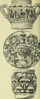 An illustration from L'arte nell'industria : lavori di legno e pastiglia, lavori di metallo, lavori di pietra, marmo, alabastro, ceramica, musaico, vetro, lavori di osso e avorio, lavori tessili, carte da parati e cuoi decorati, ricami, pizzi, cartelloni, stampe, ecc. (1907)