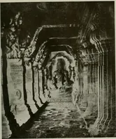 An illustration from La sculpture hindoue. Traduction de Paul Budry (1922)