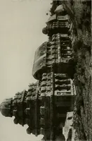 An illustration from La sculpture hindoue. Traduction de Paul Budry (1922)
