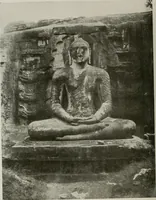 An illustration from La sculpture hindoue. Traduction de Paul Budry (1922)