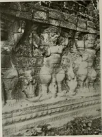 An illustration from La sculpture hindoue. Traduction de Paul Budry (1922)