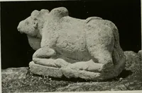 An illustration from La sculpture hindoue. Traduction de Paul Budry (1922)